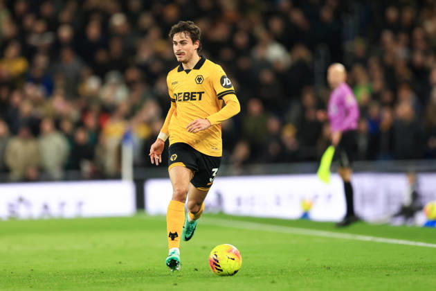 Liverpool, England, 7th January 2026. Hugo Bueno of Wolverhampton Wanderers runs with the ball during the Everton vs Wolverhampton Wanderers Premier League match at Hill Dickinson Stadium, Liverpool. Picture credit should read: Jessica Hornby Sportimage EDITORIAL USE ONLY. No use with unauthorised audio, video, data, fixture lists, club league logos or live services. Online in-match use limited to 120 images, no video emulation. No use in betting, games or single club league player publications. SPI_098_JH_EVERTON_WOLVES SPI-4436-0095