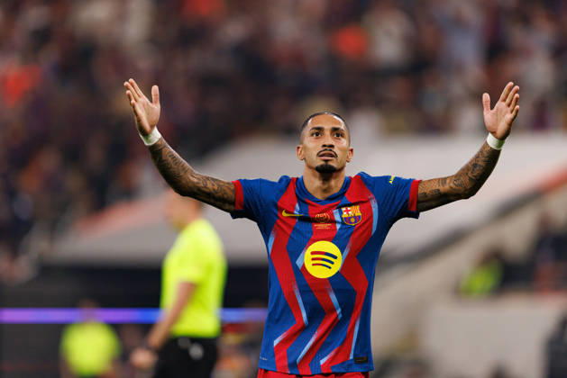 Raphinha seen celebrating after scoring goal during Spanish Supercup Semifinal game between FC Barcelona, Barca and Athletic Club (Maciej Rogowski Ball Raw Images) Jeddah King Abdullah Sports City Saudi Arabia Copyright: xMaciejxRogowskix maciejrogowski_barcelona_athletic_2526-313