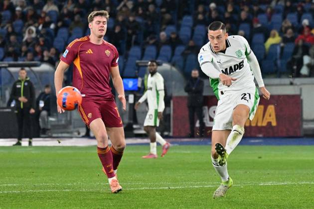 Foto IPP Felice De Martino Roma 10 01 2026 Calcio Campionato serie A 2025-2026 Roma - Sassuolo Nella foto: Jay Idzes Italy Photo Press World Copyright Roma italy Italia ITALY Copyright: xR4924_italyphotopressx