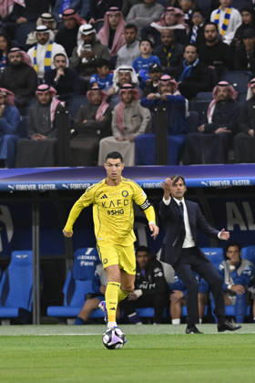 Al Hilal v Al Nassr - Saudi Pro League RIYADH, SAUDI ARABIA - JANUARY 12: Cristiano Ronaldo of Al Nassr in action during the Saudi Pro League match between Al Hilal and Al Nassr at Al Mamlakah Arena Stadium in Riyadh, Saudi Arabia, on January 12, 2026. Mohammed Saad Anadolu Riyadh Saudi Arabia. Editorial use only. Please get in touch for any other usage.  Copyright: x2026xAnadoluxMohammedxSaadx