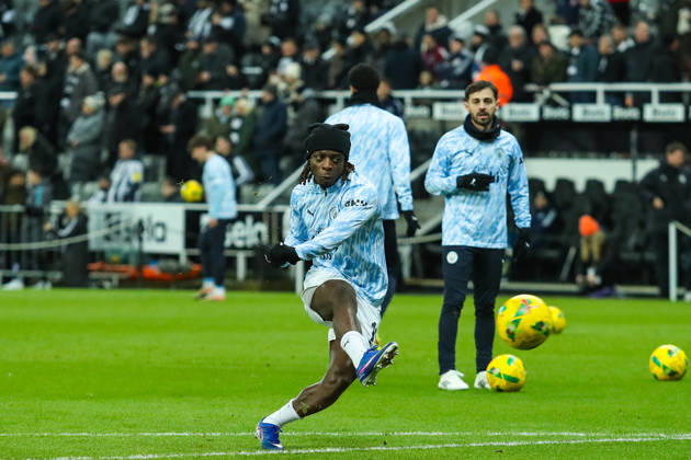 Newcastle United v Manchester City, Carabao Cup Jà rà my Doku Of Manchester City warms up during the Newcastle United v Manchester City Carabao Cup Semi Final First Leg match at St. James Park, Newcastle Upon Tyne, England on 13 January 2026 Credit: Lee Keuneke Every Second Media Editorial use only. All images are copyright Every Second Media Limited. No images may be reproduced without prior permission. All rights reserved. Premier League and Football League images are subject to licensing agreements with Football DataCo Limited. see https: www.football-dataco.com Copyright: xIMAGO EveryxSecondxMediax ESM-1753-0032 LeexKeunekex xEveryxSecondxMediax