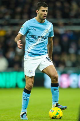 Newcastle United v Manchester City, Carabao Cup Rodri Of Manchester City during the Newcastle United v Manchester City Carabao Cup Semi Final First Leg match at St. James Park, Newcastle Upon Tyne, England on 13 January 2026 Credit: Lee Keuneke Every Second Media Editorial use only. All images are copyright Every Second Media Limited. No images may be reproduced without prior permission. All rights reserved. Premier League and Football League images are subject to licensing agreements with Football DataCo Limited. see https: www.football-dataco.com Copyright: xIMAGO EveryxSecondxMediax ESM-1753-0107 LeexKeunekex xEveryxSecondxMediax