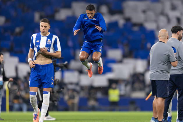 January 14, 2026, Porto, Lisbon, Portugal: Thiago Silva of FC Porto in action during the Taca de Portugal match between FC Porto and SL Benfica at Estadio do Dragao on January 14, 2026 in Porto, Portugal. Porto Portugal - ZUMAp267 20260114_zsp_p267_019 Copyright: xDavidexPuglisix