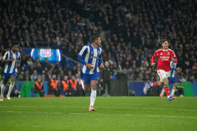 FC Porto v SL Benfica - Taca de Portugal In Porto, Portugal, on January 14, 2026, Thiago Silva makes his debut during the Taca de Portugal quarter-final football match between FC Porto and SL Benfica at Estadio do Dragao. Porto Portugal  Copyright: xSergioxMendesx originalFilename:pereira-notitle260115_npk3N