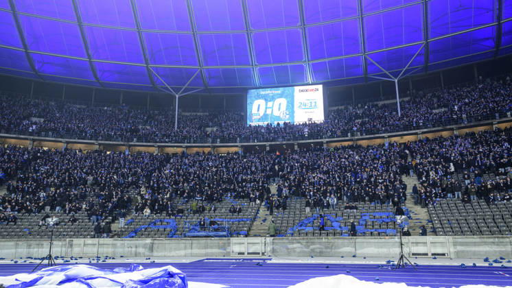 Football, Bundesliga 2, Fan protest at Hertha BSC - FC Schalke 04