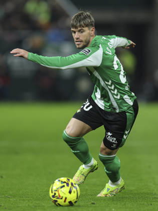 ESP: Real Betis - Villarreal CF. La Liga EA Sports. Date 20 Giovani Lo Celso of Real Betis during the La Liga EA Sports match between Real Betis and Villarreal CF played at Benito Villamarin Stadium on January 17, 2026 in Sevilla, Spain. kpng Copyright: xAntonioxPozox xPRESSINx AP_260117_BET_VIL_1050