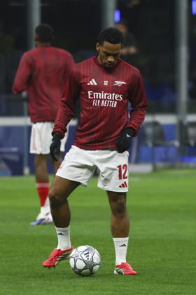 FC Internazionale Milano v Arsenal FC - UEFA Champions League 2025 26 League Phase MD7 Jurrien Timber plays during the UEFA Champions League 2025 26 match between FC Internazionale and FC Arsenal in Milano, Italy, on January 20, 2026, at Giuseppe Meazza stadium Milano Milano Italy Copyright: xMairoxCinquettix originalFilename:cinquetti-fcintern260120_npBkW