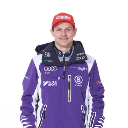 Fabian Gratz , DSV Deutscher Skiverband Porträttermin 2025 2026, Ski Alpin, Headshot, Headshots, Portrait, Shooting, Studio, Studioshooting, Vorstellung, Präsentation, Pressetermin, GER ATTENTION Royalty-free use with attribution This media material may be used freely for editorial purposes in broadcast, print, online, and radio Use for other purposes is prohibited ATTENTION Royalty-free use with attribution This media asset is free for editorial broadcast, print, online and radio use It is restricted for use for other purposes Copyright: xDSVxSKIDeutschlandx