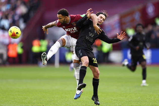 West Ham United gegen Sunderland 24. Januar 2026, London Premier League Fußball West Ham United gegen Sunderland Callum Wilson von West Ham United und Enzo Le Fee von Sunderland Foto Jacques Feeney Abseits London UK  Copyright: xJacquesxFeeneyx xOffsidexOffside