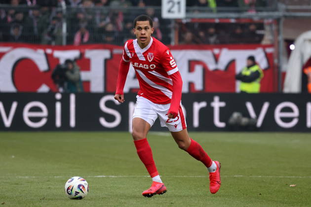 Fußball, 1. BL, SC Paderborn verpflichtet Nyamekye Awortwie-Grant vom FC Energie Cottbus - Archiv