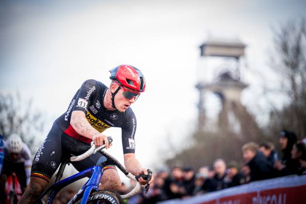 Belgian Thibau Nys pictured in action during the men s elite race at the World Cup cyclocross cycling event in Maasmechelen, Belgium, stage 11 (out of 12) of the UCI World Cup cyclocross competition, Saturday 24 January 2026. JASPERxJACOBS  x158328841x
