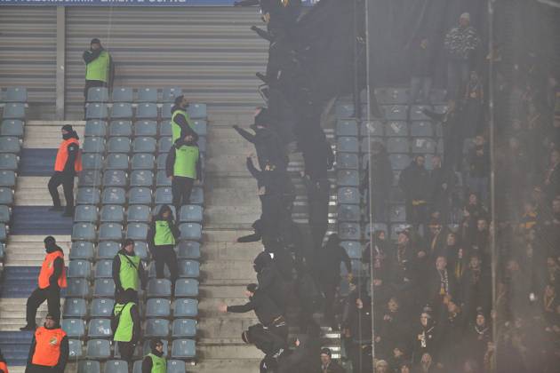 Football, FC Magdeburg - SG Dynamo Dresden, 64 police officers injured in East German derby