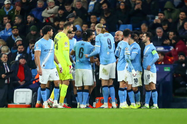 Manchester City v Galatasaray S.K., UEFA Champions League Pep Guardiola, Manager of Manchester City talks to Erling Haaland of Manchester City and players during the Manchester City v Galatasaray S.K. UEFA Champions League MD8 match at the Etihad Stadium, Manchester, England on 28 January 2026 Credit: Luke Williams Every Second Media Editorial use only. All images are copyright Every Second Media Limited. No images may be reproduced without prior permission. Copyright: xIMAGO EveryxSecondxMediax ESM-1778-0054 LukexWilliamsx xEveryxSecondxMediax