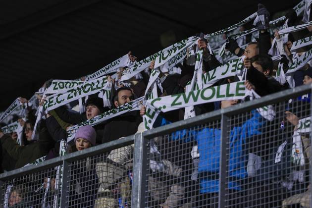 ZWOLLE, 31-01-2026 , MAC3PARK Stadion , season 2025 2026 , Dutch Eredivisie Football , match between PEC Zwolle and Telstar , picture shows atmosphere in the stadium fans showing shawls for the 115 year anniversary of PEC Zwolle PEC - Telstar  x201217779x Copyright: