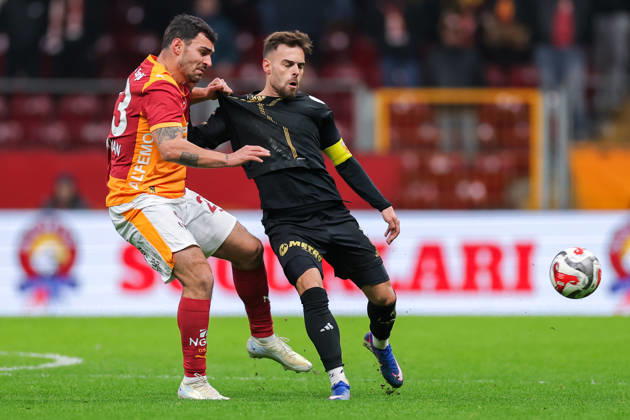 2026-02-01 Galatasaray SK v Kayserispor - Trendyol Super Lig ISTANBUL, TURKEY - FEBRUARY 1: Kaan Ayhan of Galatasaray SK battles for the ball with Miguel Cardoso of Kayserispor during the Trendyol Super Lig match between Galatasaray SK and Kayserispor at Rams Park Stadium on February 1, 2026 in Istanbul, Turkey. (Photo by BSR Agency) Istanbul Turkey Content not available for redistribution in The Netherlands directly or indirectly through any third parties. Copyright: xBSRxAgencyx