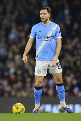 Manchester City v Newcastle United, EFL Cup, Semi Final Second Leg Nico Gonzalez (14) of Manchester City during the EFL Cup semi-final 2nd leg match between Manchester City and Newcastle United at the Etihad Stadium, Manchester, UK on 4 February 2026. Manchester Etihad Stadium Manchester UK Editorial use only DataCo restrictions apply See www.football-dataco.com , Copyright: xConorxMolloyx PSI-23683-0138