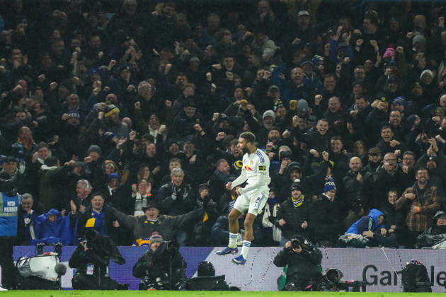 Leeds United v Nottingham Forest, Premier League Jayden Bogle Of Leeds United scores a GOAL 1-0 and celebrates during the Leeds United v Nottingham Forest Premier League match at Elland Road, Leeds, England on 6 February 2026 Credit: Lee Keuneke Every Second Media Editorial use only. All images are copyright Every Second Media Limited. No images may be reproduced without prior permission. All rights reserved. Premier League and Football League images are subject to licensing agreements with Football DataCo Limited. see https: www.football-dataco.com Copyright: xIMAGO EveryxSecondxMediax ESM-1788-0030 LeexKeunekex xEveryxSecondxMediax