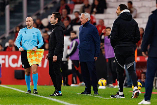 Jose Mourinho seen during Liga Portugal game between SL Benfica and CF Estrela Amadora (Maciej Rogowski Ball Raw Images) Lisbon Estadio da Luz Portugal Copyright: xMaciejxRogowskix maciejrogowski_slbenfica_estrela_2526_3-214