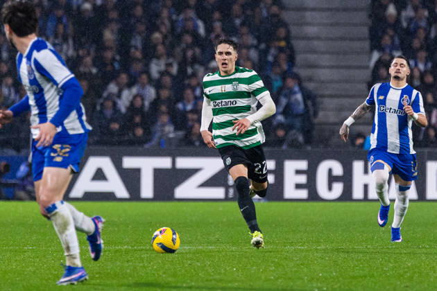 FC Porto Vs Sporting for the Portuguese First League in Porto - 09 Feb 2026 Sporting CP s player, Iván Fresneda, in action during the classic match for the Portuguese First League between FC Porto and Sporting CP at Dragon Stadium. Final score; FC Porto 1:1 Sporting CP Porto Portugal Copyright: xDiogoxBaptistax xSOPAxImagesx DB_FCPvsSCP_0014