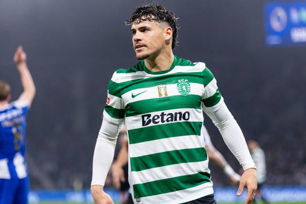 FC Porto Vs Sporting for the Portuguese First League in Porto - 09 Feb 2026 Sporting CP s player, Maxi Araujo seen during the classic match for the Portuguese First League between FC Porto and Sporting CP at Dragon Stadium. Final score; FC Porto 1:1 Sporting CP Porto Portugal Copyright: xDiogoxBaptistax xSOPAxImagesx DB_FCPvsSCP_0025