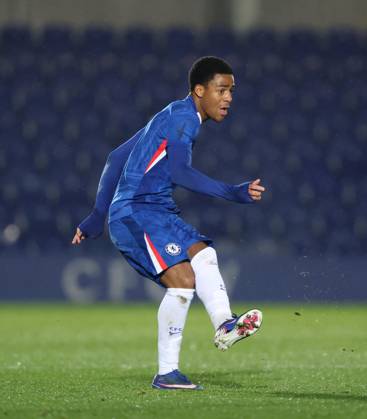 . - Chelsea U18 v Manchester City U18, FA Youth Cup, Fifth Round, Kingsmeadow Stadium, Kingston Upon Thames, London, UK - 9th February 2026. Daniel Weir Crystal Pix Daniel Weir Crystal Pix Ryan Kavuma-McQueen of Chelsea U18. - Chelsea U18 v Manchester City U18, FA Youth Cup, Fifth Round, Kingsmeadow Stadium, Kingston Upon Thames, London, UK - 9th February 2026. Daniel Weir Crystal Pix London Kingsmeadow Stadium UK Copyright: xDanielxWeirx CP_Chelsea_U18_Manchester_City_U18_FA_Youth_Cup_090226_DW06