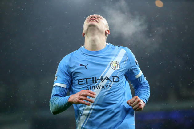 Manchester City v Fulham, Premier League Erling Haaland of Manchester City reacts during the Manchester City v Fulham Premier League match at the Etihad Stadium, Manchester, England on 11 February 2026 Credit: Luke Williams Every Second Media Editorial use only. All images are copyright Every Second Media Limited. No images may be reproduced without prior permission. All rights reserved. Premier League and Football League images are subject to licensing agreements with Football DataCo Limited. see https: www.football-dataco.com Copyright: xIMAGO EveryxSecondxMediax ESM-1796-0061 LukexWilliamsx xEveryxSecondxMediax