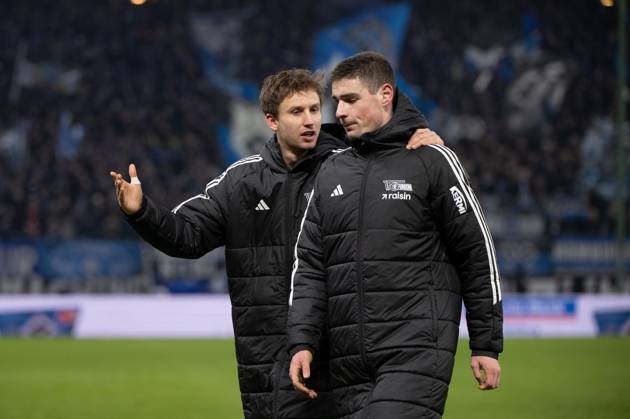 Soccer, Men, Season 2025 2026, 1 Bundesliga 22 Matchday , Hamburger SV 1 FC Union Berlin, f l Goalkeeper Frederik Rönnow 1 FC Union consoles Andrej Ilic 1 FC Union Berlin , Disappointment after the final whistle, 14 02 2026, Copyright: xMatthiasxKochx