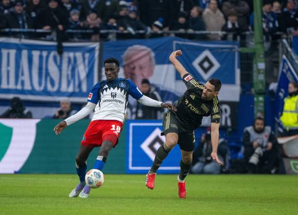 Soccer, Men, Season 2025 2026, 1 Bundesliga 22 Matchday , Hamburger SV 1 FC Union Berlin, v l Bakery Jatta Hamburger SV , Rani Khedira 1 FC Union Berlin , 14 02 2026, Copyright: xMatthiasxKochx