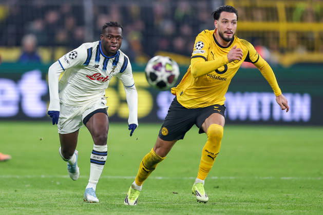 17 02 2026, Football, UEFA Champions League, Borussia Dortmund Atalanta Bergamo, BVB Stadion, Play Offs first leg, Season 2025 2026 Kamaldeen Sulemana Atalanta Bergamo 07 in duel against Ramy Bensebaini BVB 05 Regulations prohibit any use of photographs as image sequences and or quasi video Nordrhein Westfalen Germany