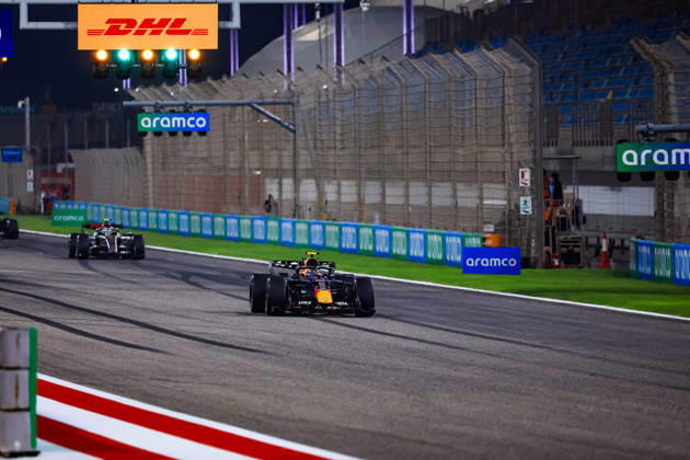 F1 - PRE-SEASON TESTING 2026 - BAHRAIN 2 Practice start procedure: 06 HADJAR Isack (fra), Red Bull Racing Ford RB22, action during the Formula 1 Aramco pre-season testing 2026 of the 2026 FIA Formula One World Championship, WM, Weltmeisterschaft from February 18 to 20, 2026 on the Bahrain International Circuit, in Sakhir, Bahrain - SakhirBahrain  Copyright: xFLORENTxGOODENx