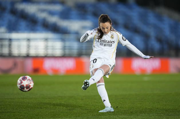 February 18, 2026, Valdebebas, Madrid, Spain: Caroline Weir of Real Madrid CF in action during the UEFA Women s Champions League 2025 26 KO play-offs Second Leg match between Real Madrid C.F. and Paris FC at Alfredo Di Stefano on February 18, 2026 in Madrid, Spain. Valdebebas Spain - ZUMAa181 20260218_zaa_a181_026 Copyright: xOscarxJ.xBarrosox