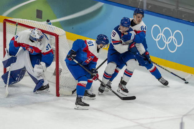 Ice hockey, Eishockey - Milano Cortina 2026 Winter Olympics: Day 14 Samuel Hlavaj, Matus Sukel, Matthew Tkachuk, Patrik Koch during the Men s Playoffs Semi-final match between USA and Slovakia of the Milano Cortina 2026 Winter Olympic Games, Olympische Spiele, Olympia, OS at Milano Santagiulia Ice Hockey Arena on February 20, 2026 in Milan, Italy. Milano Italy  Copyright: xAndrzejxIwanczukx originalFilename:iwanczuk-icehocke260221_npDyH