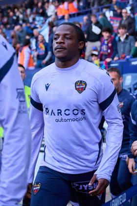 Levante UD v Valencia CF- LaLiga EA Sports VALENCIA, SPAIN - FEBRUARY 15: Etta Eyong Centre-Forward of Levante UD looks on prior to the LaLiga EA Sports match between Levante UD and Valencia CF at Estadio Ciutat de Valencia on February, 2026 in Valencia, Spain. (Photo by Jose Torres Photo Players Images Magara Press) Valencia Estadio Ciutat de Valencia Spain Copyright: xJosexTorresx