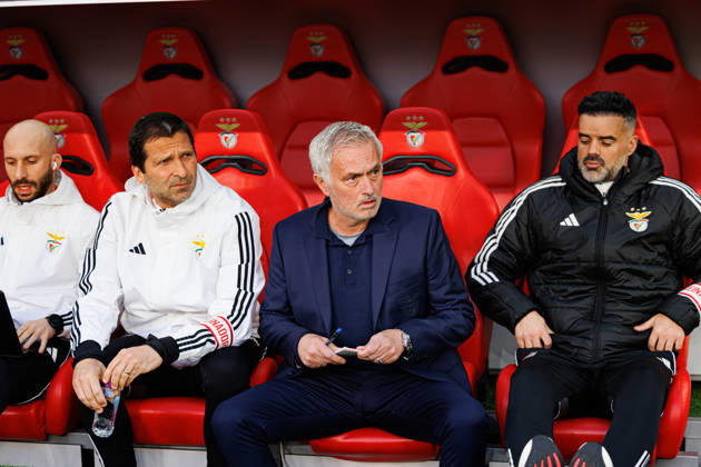 Jose Mourinho seen during Liga Portugal game between SL Benfica and AFS Aves (Luis Loureiro Ball Raw Images) Lisbon Estadio da Luz Portugal Copyright: xLuisxLoureirox luisloureiro_slbenfica_avs_2526_2-81