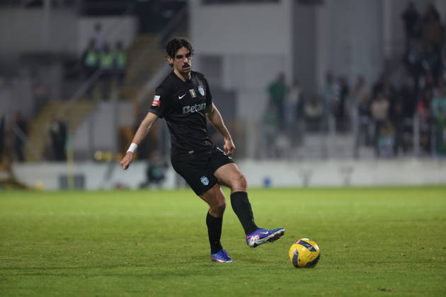 Francisco Trincao (Sporting CP) in action during the match between Moreirense FC and Sporting CP, valid for Liga Portugal Betclic 2025 2026 at Estadio Comendador Joaquim Almeida on 21 February 2026. Moreira de Conegos Estadio Comendador Joaquim Almeida Moreira de Conegos Portugal Copyright: xIMAGOx xPRIMExSPORTSxIMAGESx xFILIPExOLIVEIRAx