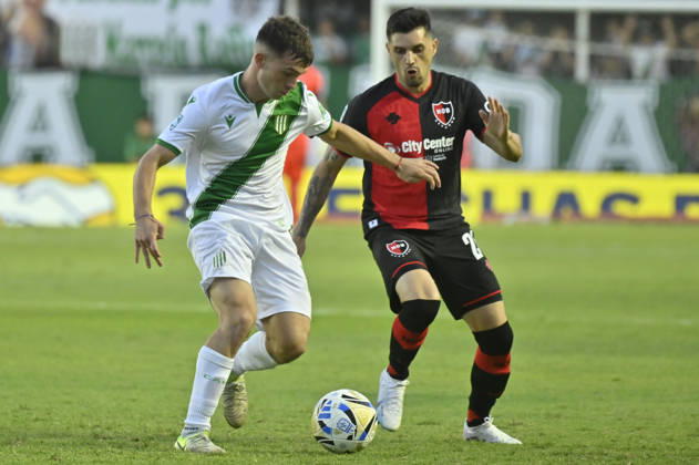 Banfield vs Newells Foto FOTOBAIRES Date 6 Torneo Apertura Liga Profesional Copyright: xjuanbaezphxJUANxMANUELxBAEZx