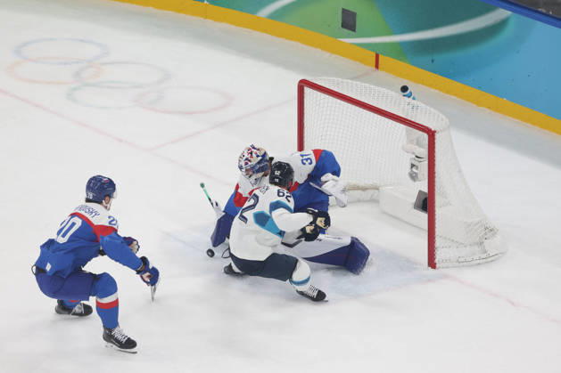 Ice hockey, Eishockey - Milano Cortina 2026 Winter Olympics: Day 15 In Milan, Italy, on February 21, 2026, LEHKONEN Artturi and HLAVAJ Samuel participate in the Ice Hockey Men s Bronze Medal Game between Slovakia and Finland on day fifteen of the Milano Cortina 2026 Winter Olympic Games, Olympische Spiele, Olympia, OS at Milano Santagiulia Ice Hockey Arena. Milano Italy  Copyright: xMattiaxMarteganix originalFilename:martegani-serieami260221_npQUG