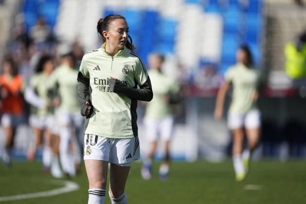 February 22, 2026, Valdebebas, Madrid, Spain: Caroline Weir of Real Madrid CF warms up during the Spanish Women League, Liga F, football match played between Real Madrid and CD Costa Adeje Tenerife at Alfredo Di Stefano stadium on February 22, 2026, in Valdebebas, Madrid, Spain. Real Madrid V CD Costa Adeje Tenerife - Liga F - ZUMAa181 20260222_zaa_a181_008 Copyright: xOscarxJ.xBarrosox