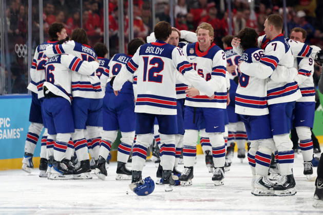 Milano Cortina 2026, Milan, Italy, 22.02, 2026, MiCo2026, MiCo, 2026, Olympics, Olympic, Winter Olympic, Olympic Winter games, Winterspiele,Spiele, Summer games Ice hockey, Eishockey hockey, USA, Canada, final United States team players celebrate after their Ice Hockey final game between Canada and United States of Milano Cortina 2026 Olympic Winter Games in Milan, Italy, 22.02.2026. Photo: Roman Koksarov (RKF) Milan Italy Copyright: xRomanxKoksarovx hock_MiCo20260222rk2776