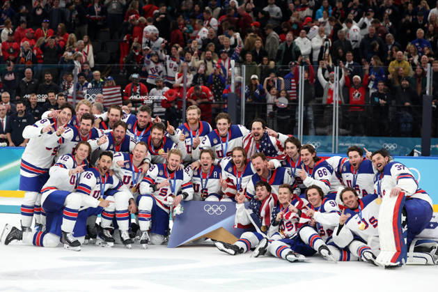 Milano Cortina 2026, Milan, Italy, 22.02, 2026, MiCo2026, MiCo, 2026, Olympics, Olympic, Winter Olympic, Olympic Winter games, Winterspiele,Spiele, Summer games Ice hockey, Eishockey hockey, USA, Canada, final United States team players celebrate after their Ice Hockey final game between Canada and United States of Milano Cortina 2026 Olympic Winter Games in Milan, Italy, 22.02.2026. Photo: Roman Koksarov (RKF) Milan Italy Copyright: xRomanxKoksarovx hock_MiCo20260222rk3679