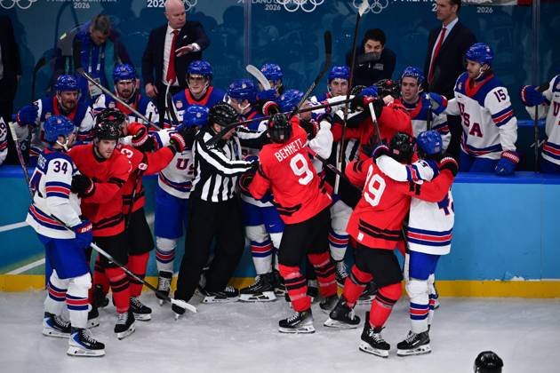 HOCKEY SUR GLACE JO MILAN CORTINA 2026 2026 CANADA ETATS UNIS 1 2 ap SANTAGIULIA ICE HOCKEY ARENA MILAN ITALIE 22 02 2026 PAPON BERNARD 2e tiers temps MILAN SANTAGIULIA ICE HOCKEY ARENA Italie GermanyxJapanxUKxFrancexBelgiumxOUT  Copyright: xPAPONxBERNARDx