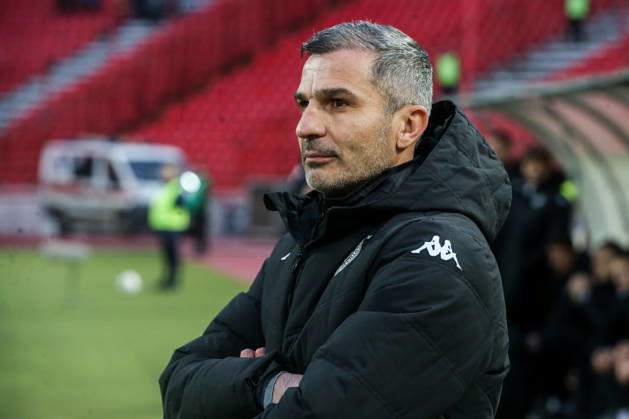 Crvena Zvezda v Partizan - Serbian SuperLiga BELGRADE, SERBIA - FEBRUARY 22: Nenad Stojakovic, head coach of Partizan, follows the Serbian SuperLiga football match between Crvena Zvezda and Partizan at Rajko Mitic Stadium in Belgrade, Serbia on February 22, 2026. Filip Stevanovic Anadolu Belgrade Serbia. Editorial use only. Please get in touch for any other usage. Copyright: x2026xAnadoluxFilipxStevanovicx