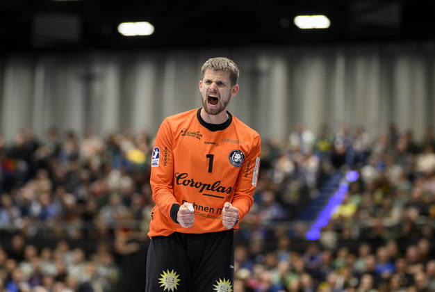 Cheering Goalkeeper Christopher RUDECK BHC Handball 1 Bundesliga, 22 Matchday, Bergischer HC BHC Füchse Berlin B 28 35, on 22 02 2026 in Düsseldorf Germany Mitsubishi Electric Halle