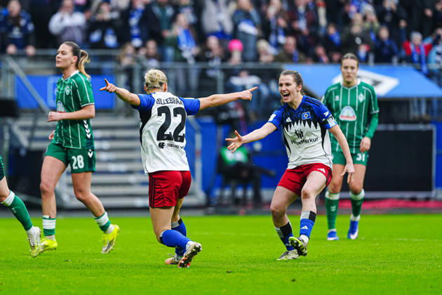 Goal celebration after scoring 1 0 from penalty kick Sophie Hildebrand Hamburger SV, 22 GER, Hamburger SV vs SV Werder Bremen, Women, Football, 1 Bundesliga, Matchday 19, Season 2025 2026, 21 02 2026 GER, Hamburger SV vs SV Werder Bremen, Women, Football, 1 Bundesliga, Matchday 19, Season 2025 2026, 21 02 2026 Hamburg Copyright: xEibner-Pressefoto MarcelxvonxFehrnx EP_MFN