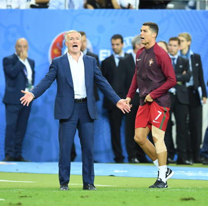 Portugal wins UEFA EURO, EM, Europameisterschaft,Fussball 2016 PARIS, FRANCE - JULY 10: Portugal s Cristiano Ronaldo (R) and head coach of France Didier Deschamps are seen during the Euro 2016 final football match between Portugal and France at the Stade de France in Saint-Denis, north of Paris, France on July 10, 2016. Ile-de-France France. Editorial use only. Please get in touch for any other usage. Copyright: x2025xAnadoluxMustafaxYalcinx