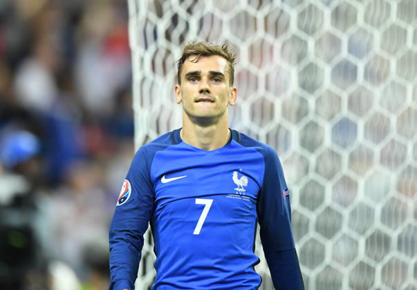 Portugal wins UEFA EURO, EM, Europameisterschaft,Fussball 2016 PARIS, FRANCE - JULY 10: Antoine Griezmann of France is seen after Portugal won the Euro 2016 final football match at the Stade de France in Saint-Denis, north of Paris, France on July 10, 2016. Ile-de-France France. Editorial use only. Please get in touch for any other usage. Copyright: x2025xAnadoluxMustafaxYalcinx