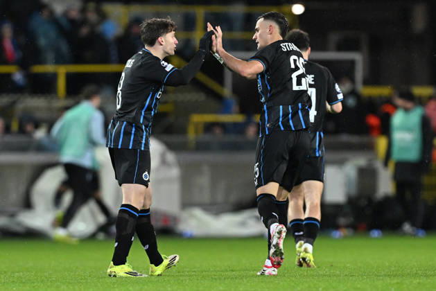 260218 Club Brugge vs Atletico Madrid Christos Tzolis (8) of Club Brugge and Aleksandar Stankovic (25) of Club Brugge pictured during the Uefa Champions League Knock Out play offs first leg in season 2025 - 2026 between Club Brugge KV and Atletico de Madrid on February 18 , 2026 in Brugge, Belgium. (Photo by David Catry Isosport) Brugge Belgium Copyright: xDavidxCatryx 20260218DC2_3910