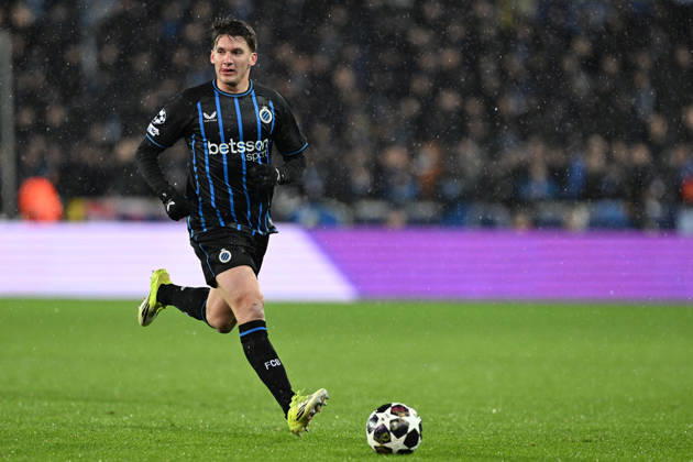 260218 Club Brugge vs Atletico Madrid Christos Tzolis (8) of Club Brugge pictured during the Uefa Champions League Knock Out play offs first leg in season 2025 - 2026 between Club Brugge KV and Atletico de Madrid on February 18 , 2026 in Brugge, Belgium. (Photo by David Catry Isosport) Brugge Belgium Copyright: xDavidxCatryx 20260218DC2_3202