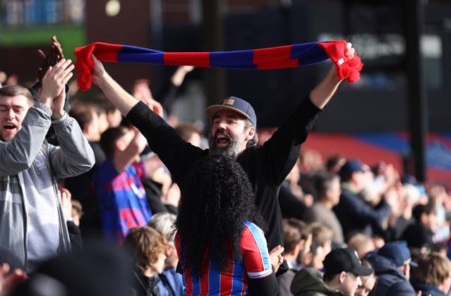 Premier League - Crystal Palace FC v Wolverhampton Wanderers LONDON, ENGLAND, FEBRUARY 21: Crystal Palace fans during the match between Crystal Palace FC and Wolverhampton Wanderers FC in the Premier League at Selhurst Park Stadium in London, England, on February 21. (Photo by Daniel Weir) London Selhurst Park Stadium England Copyright: xDanielxWeir SportsxPressxPhotox SPPA_Crystal_Palace_Wolverhampton_Wanderers_220226_DW74