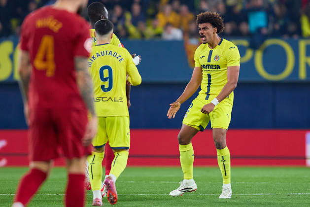 Villarreal CF and Valencia CF - LaLiga EA Sports VILLARREAL, SPAIN - FEBRUARY 22: Renato Veiga Right-Back of Villarreal CF celebrates during to the LaLiga EA Sports match between Villarreal CF and Valencia CF at Estadio de la Ceramica on February 22, 2026 in Villarreal, Spain. (Photo by Jose Torres Photo Players Images Magara Press) Villarreal Estadio de la Ceramica Spain Copyright: xJosexTorresx